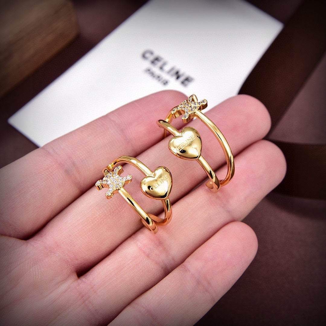 18K Triomphe Heart Earrings