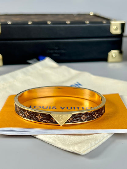18K Louis Vintage Leather Bracelet