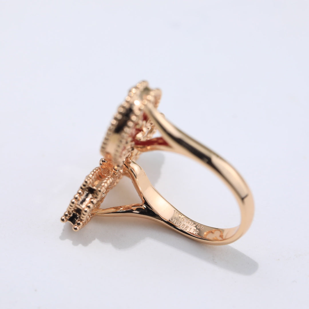 18K Lucky Spring Ring