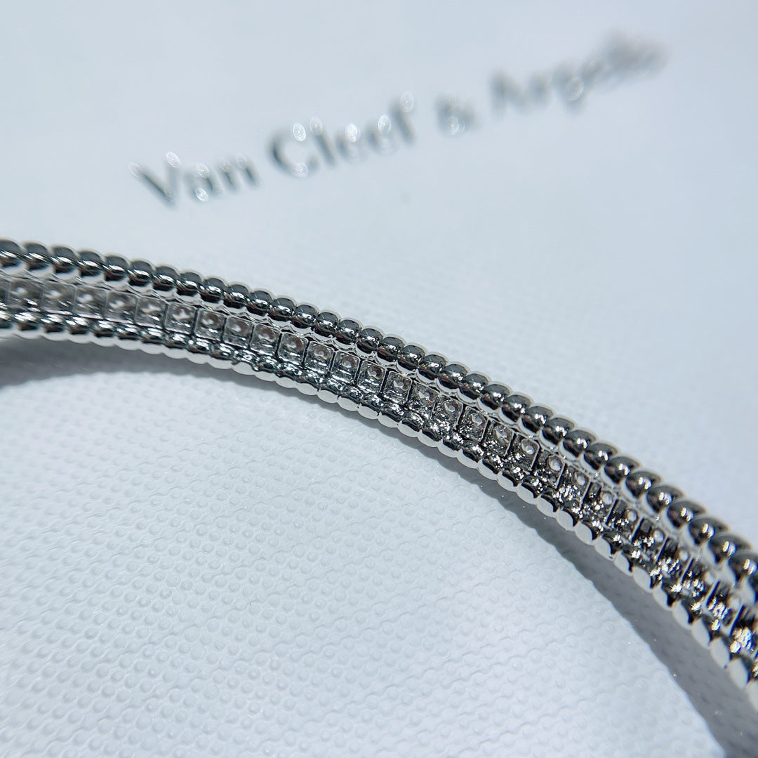 18K White Gold Perlée Diamonds One Row Bracelet