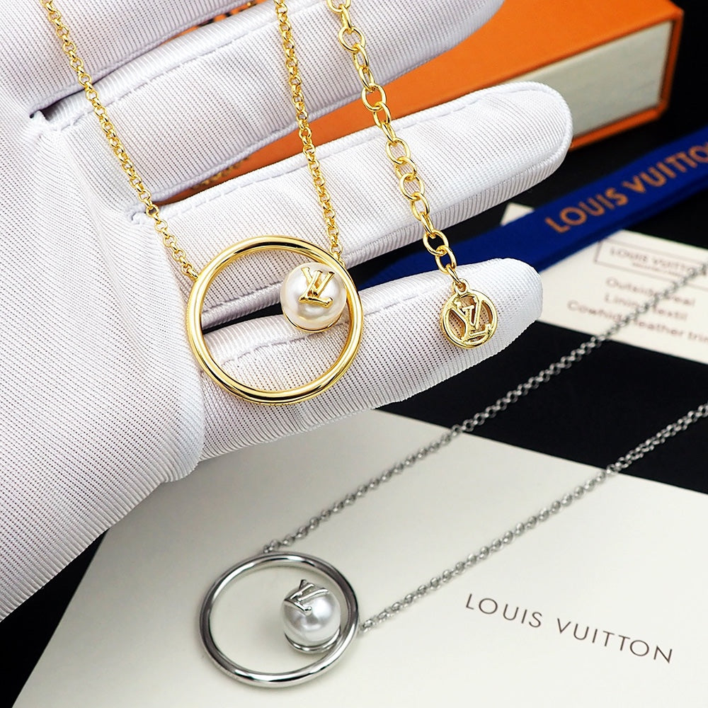 18K Louis Eclipse Pearls Necklace