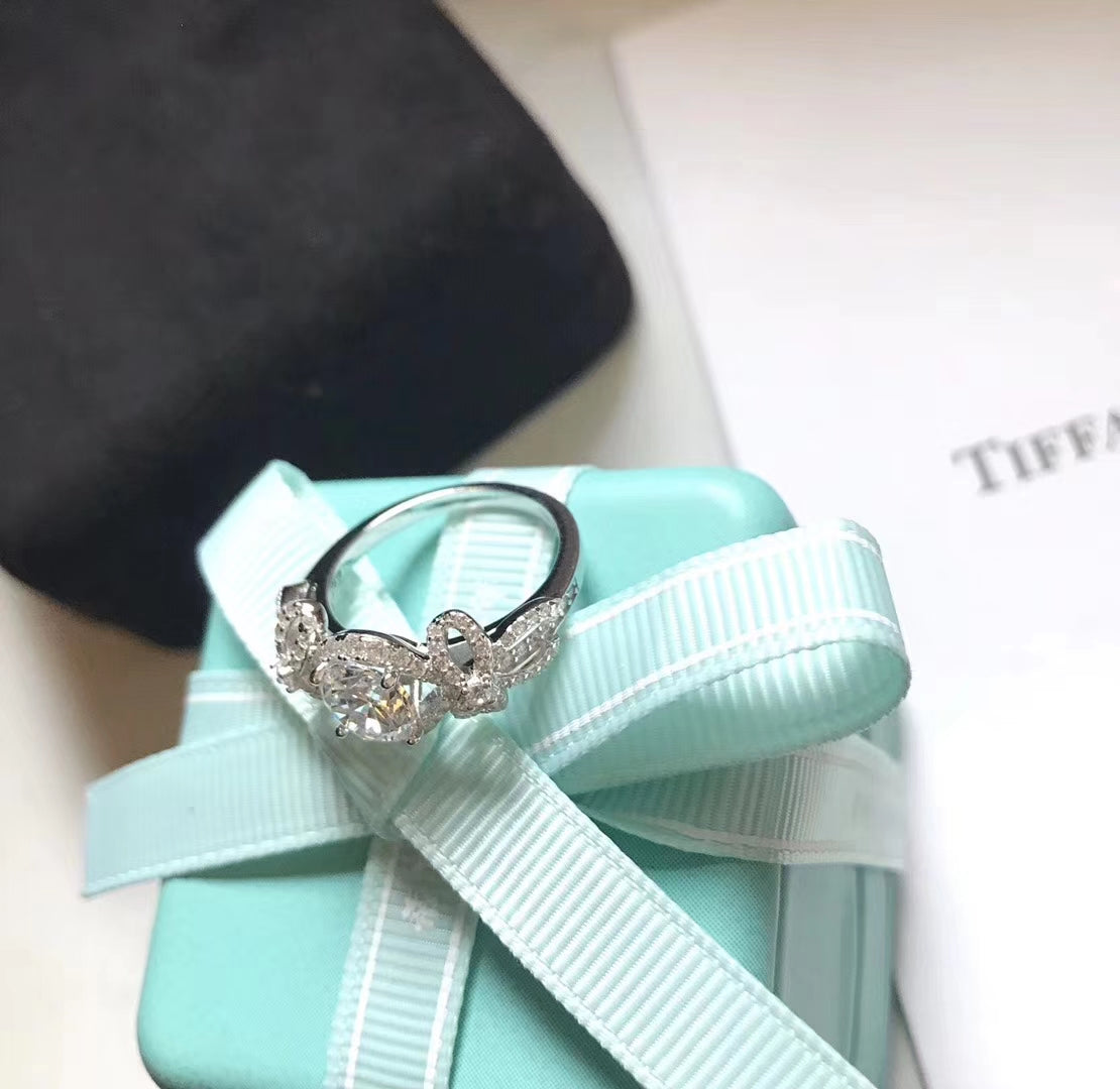 18K T Bow Ribbon Engagement Ring