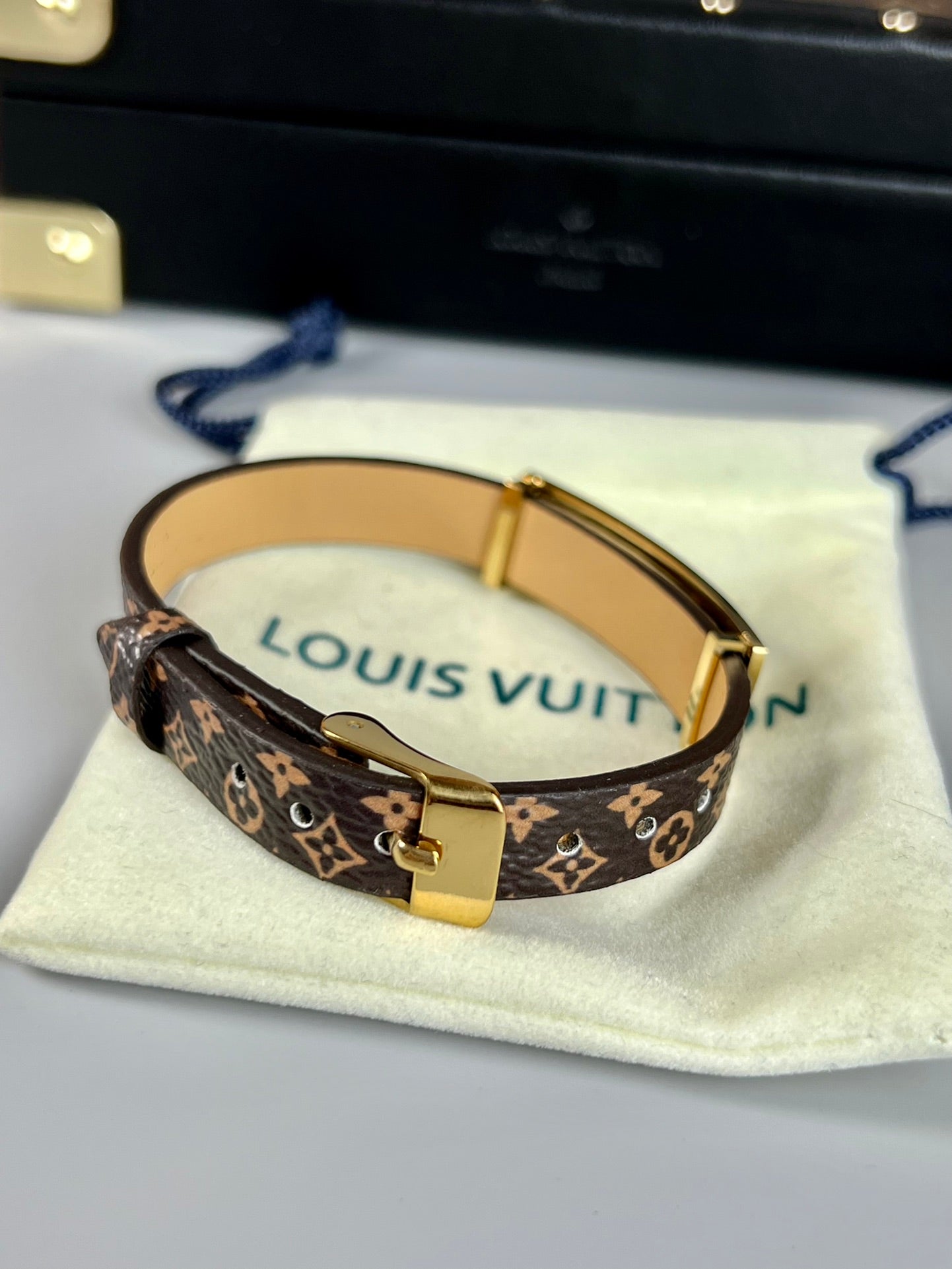 Bracelet en cuir Louis 18 carats