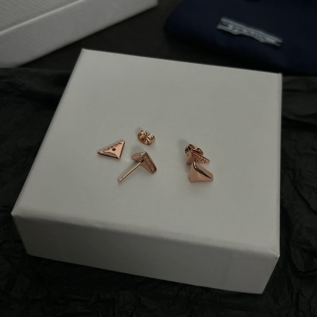 18K Triangle Earrings