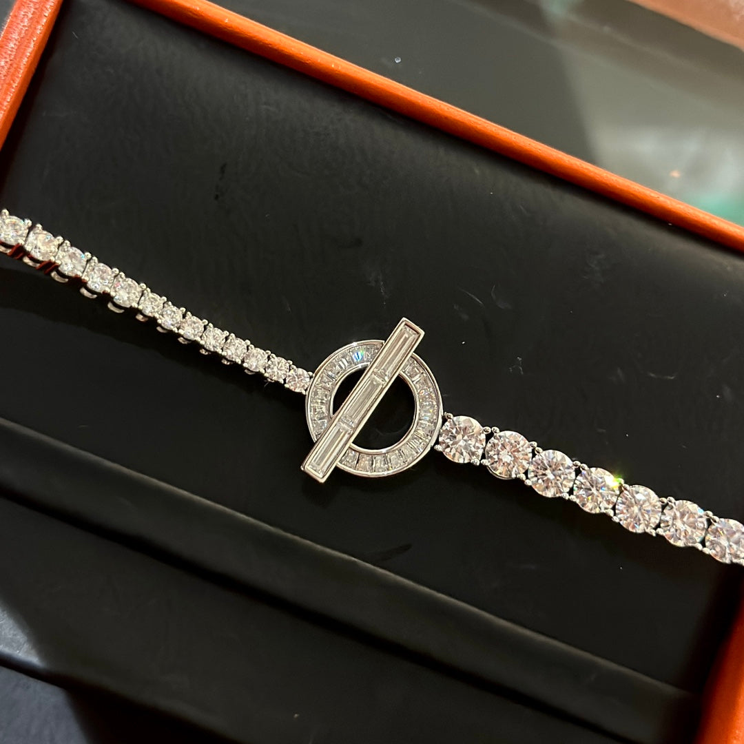 Bracelet H en diamant à maillons Finesse 18 carats