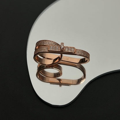 18K Kelly Gavroche Double H Ring