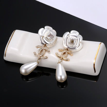 18K CC Flower Pearl Earrings