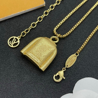 18K Louis Dress Gold Necklace