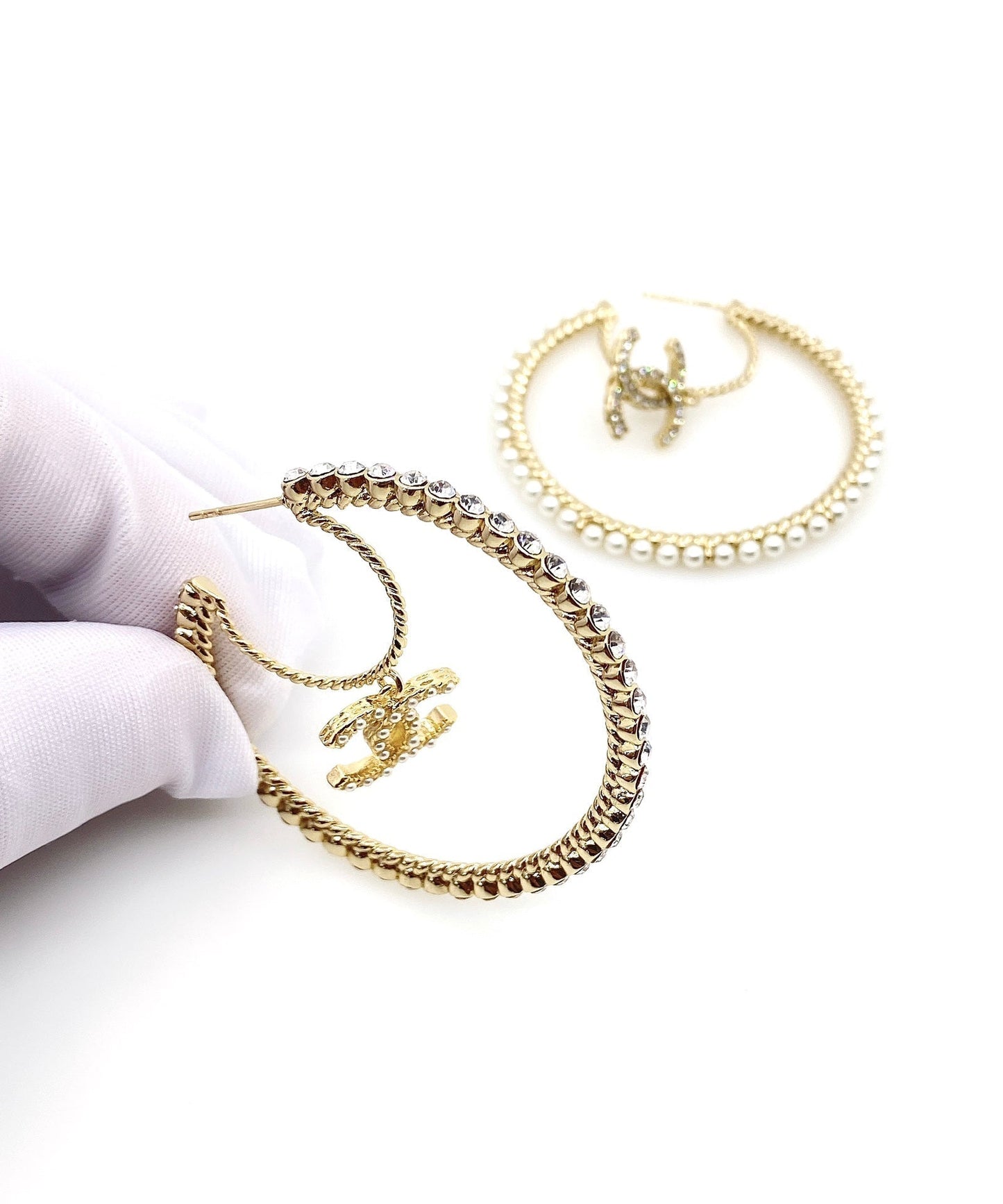 18K CC Circle Earrings