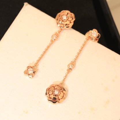 18K CC Camellia Earrings