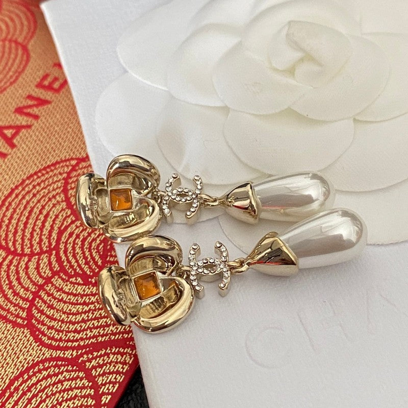 CC Camellia Pearl Earrings