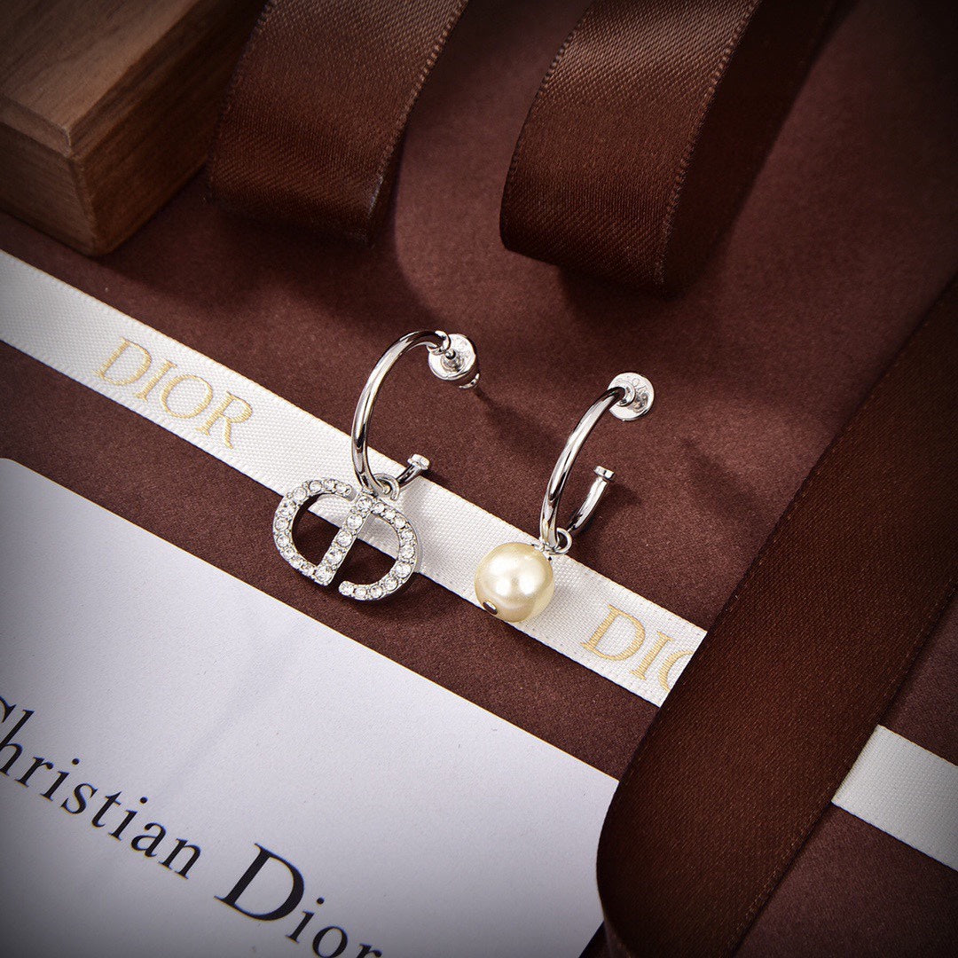 18K Petit CD Pearl Earrings