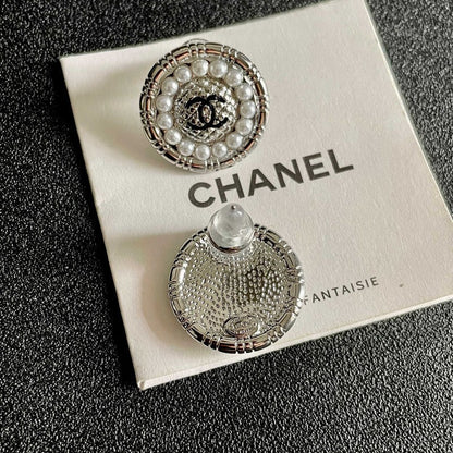 18K CC Pearl Round Vintage Earrings