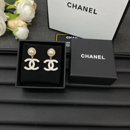 18K CC White Pearl Earrings