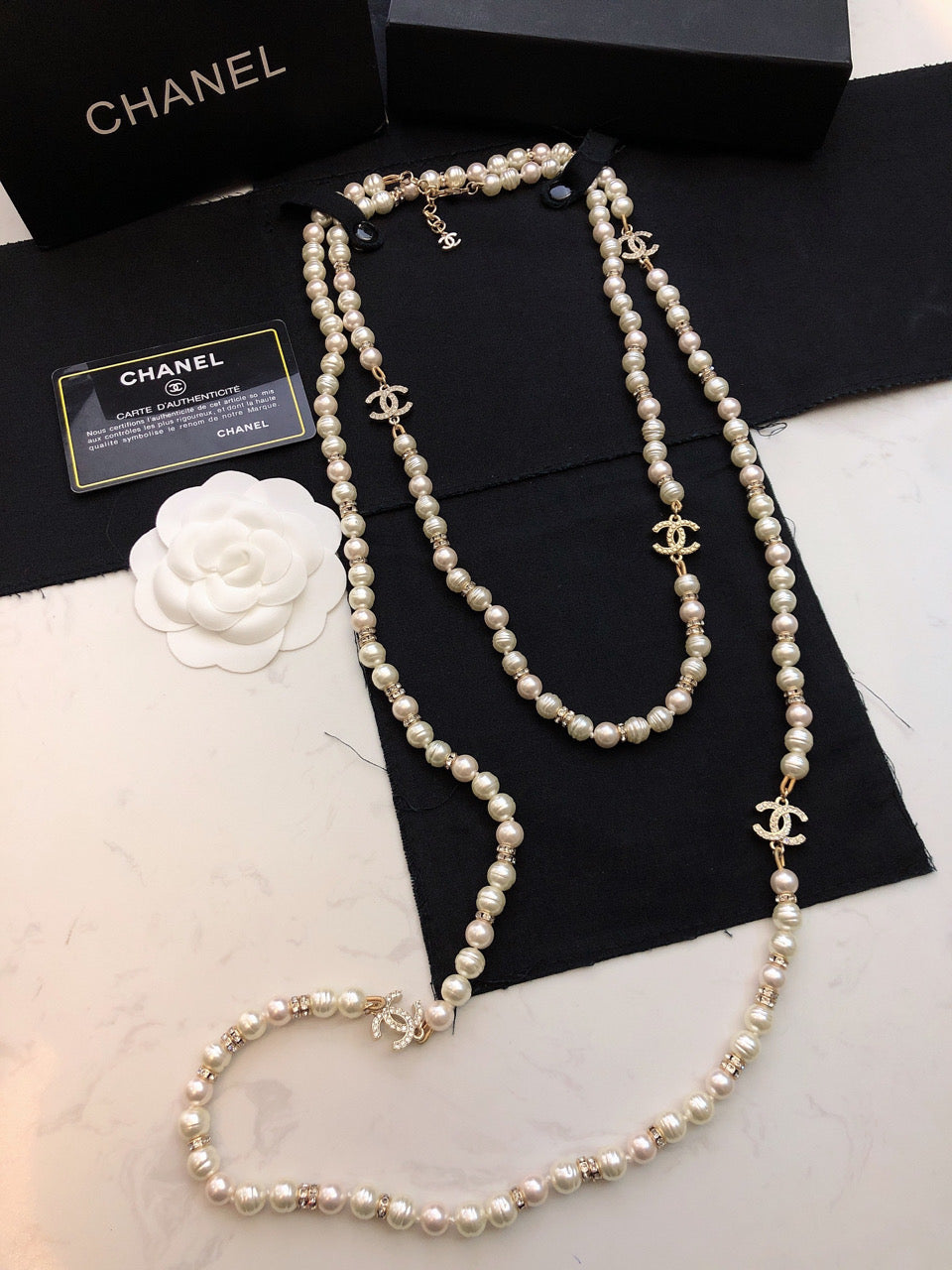 18K CC Pearl Choker Necklace