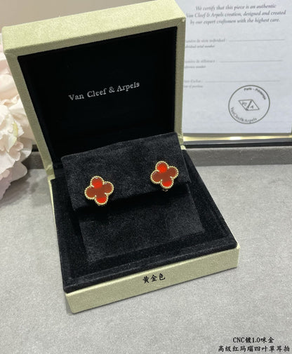 18K Vintage Alhambra Carnelian Earrings