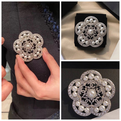 18K CC Camellia Pearls Brooch