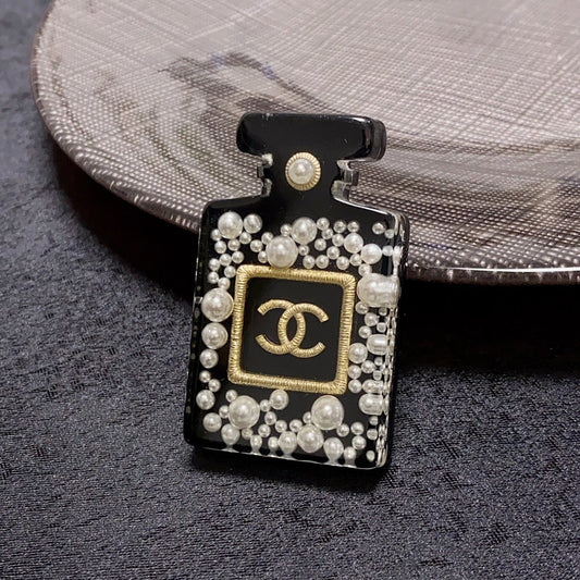 18K CHANEL CC Bottle Brooch