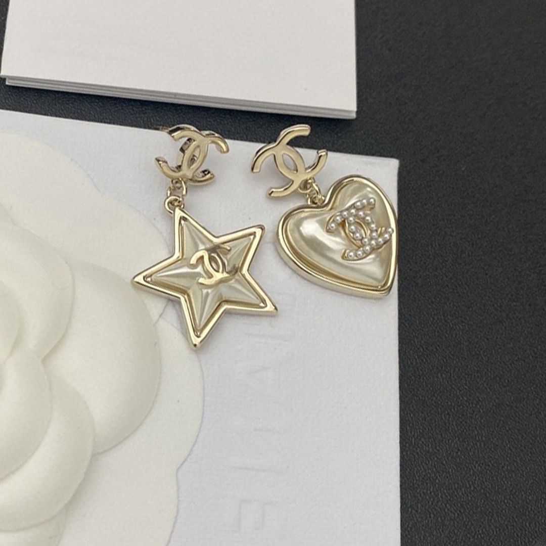 18K CC Heart & Star Earrings