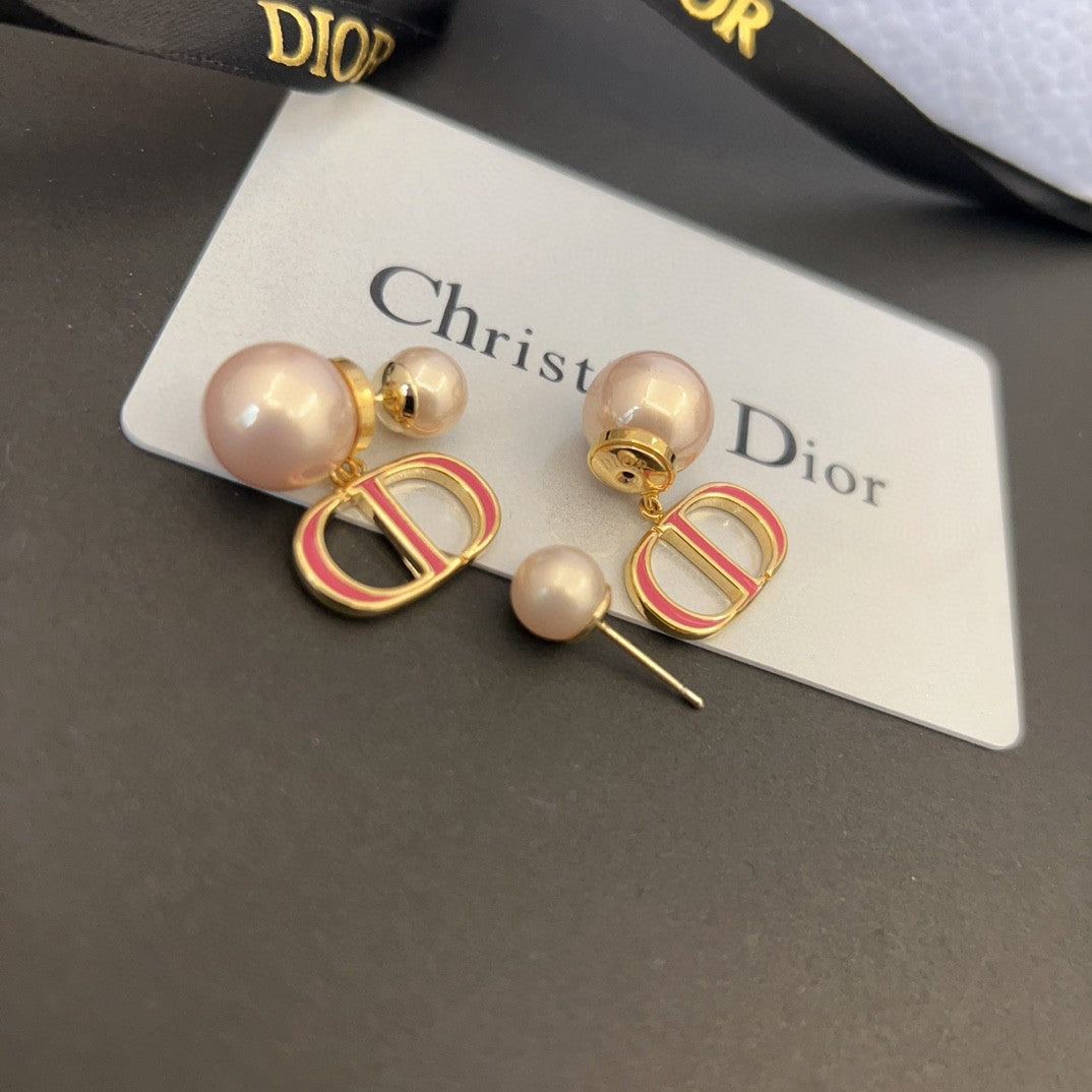 18K CD 30 Montaigne Rani Pink Pearls Earrings