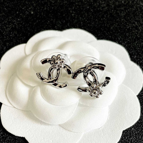 18K CC Vintage Flower Gold Earrings