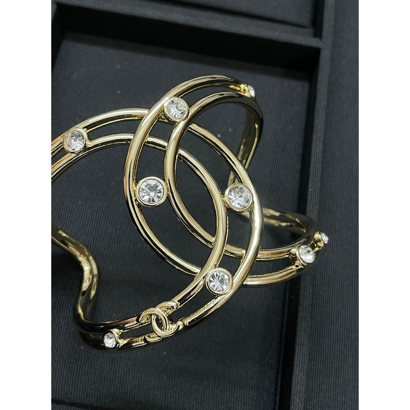 CC Diamond Hollow Bracelet