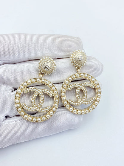 18K CC Pearl Earrings