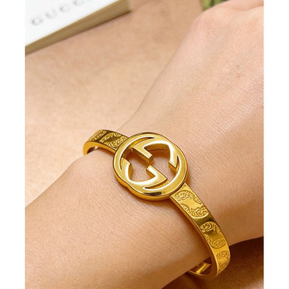 18K GG Interlocking G Gold Bracelet