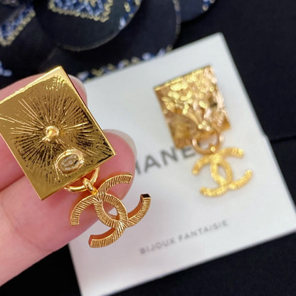 18K CC Lion Sharp Earrings