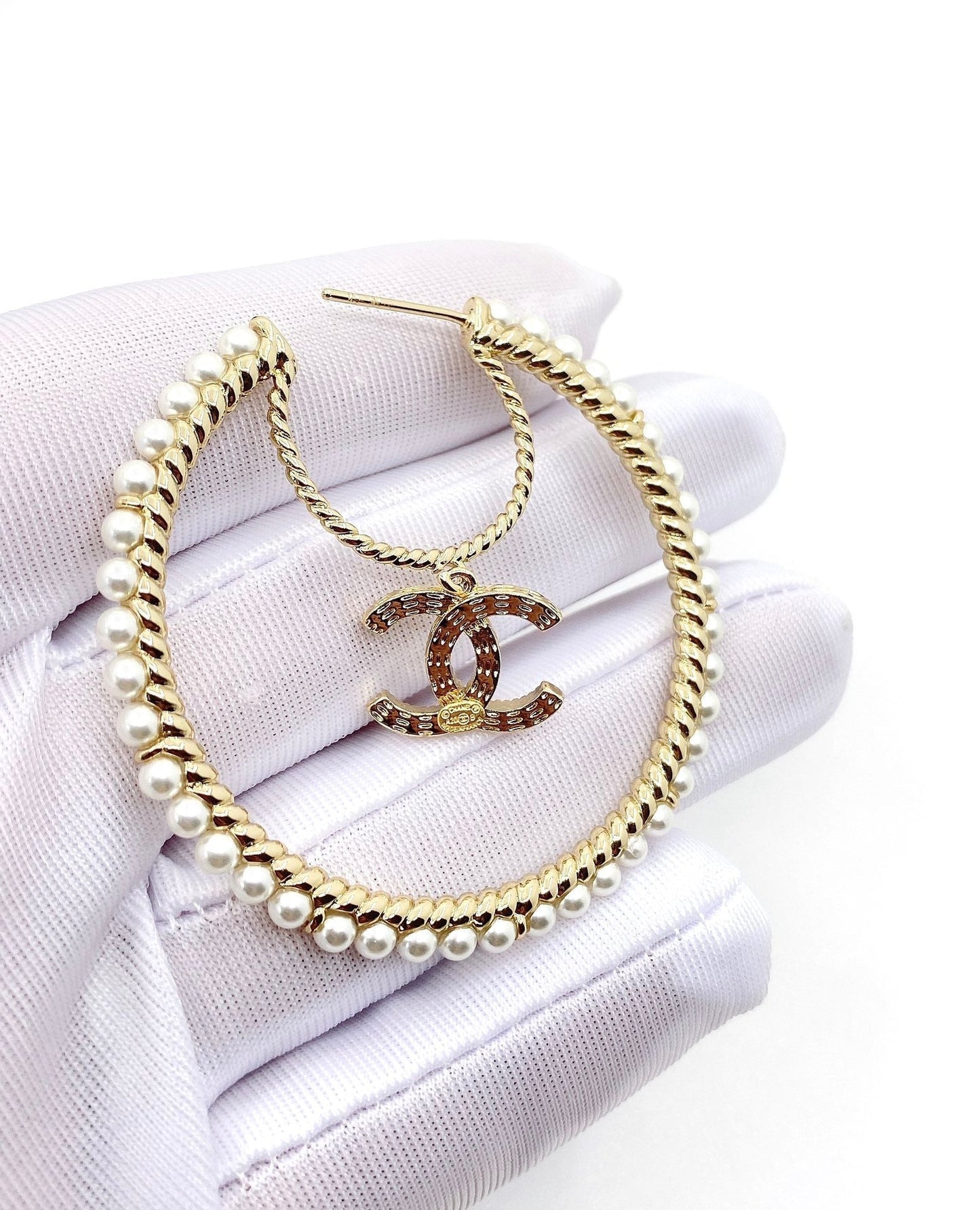 18K CC Circle Earrings