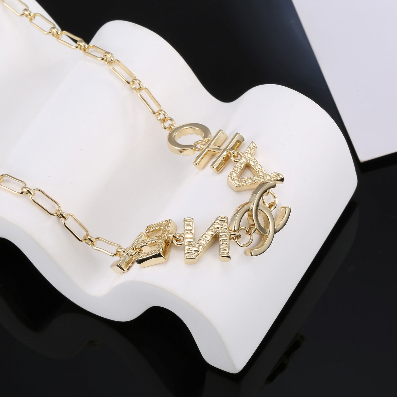 18K CC Script Chain Bracelet