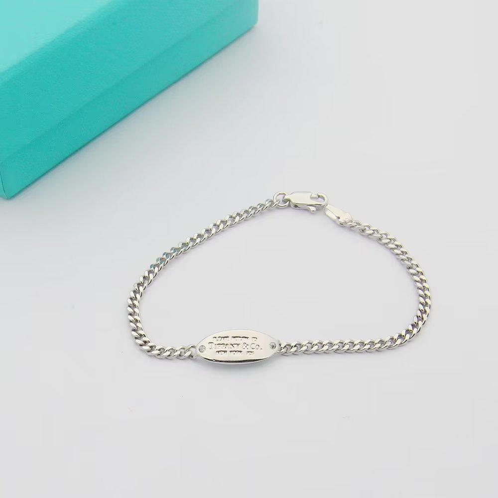 18K Return to Tiffany Oval I.D. Bracelet