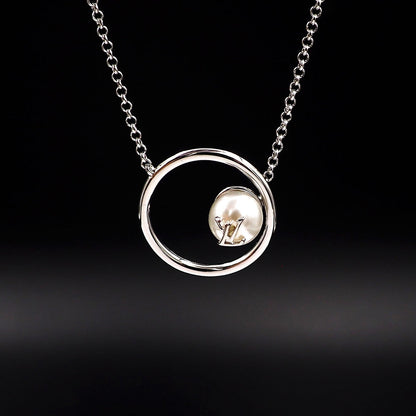 18K Louis Eclipse Pearls Necklace