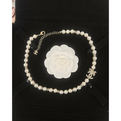 18K CC Bow Diamond Pearl Necklace