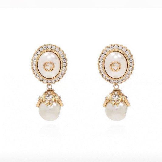 18k GUCCI Pearls Earrings