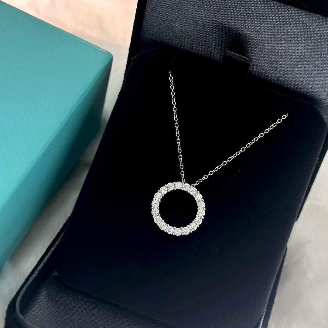 18K T Circle Diamonds Necklace