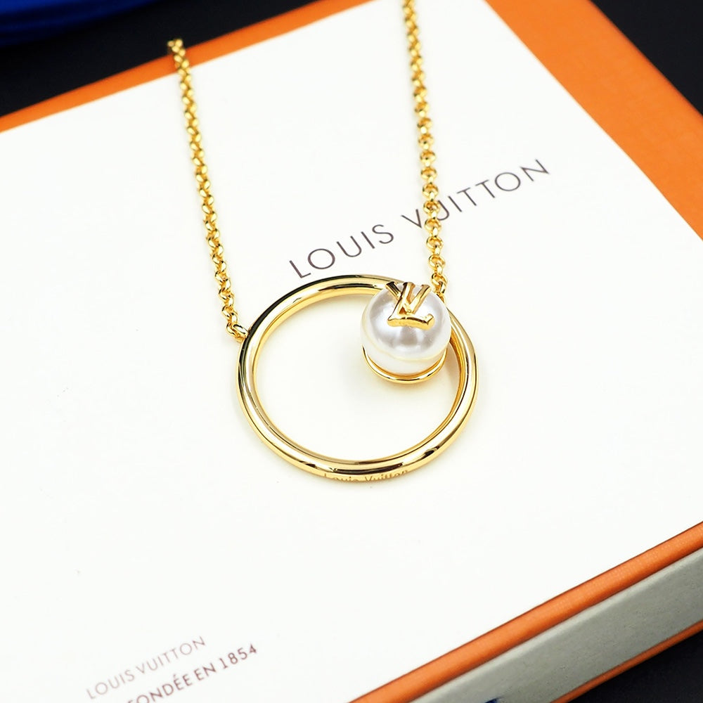 18K Louis Eclipse Pearls Necklace